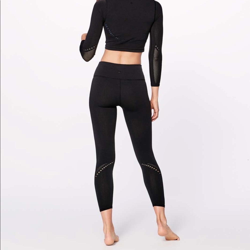 Lululemon reveal tight posy 7/8 - Picture 2 of 8